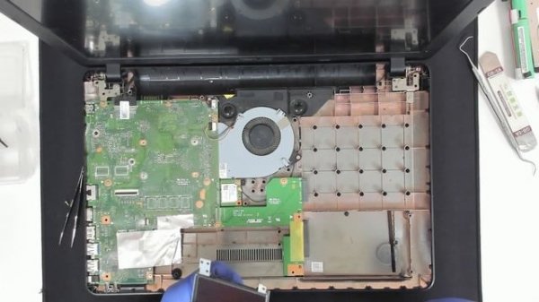 How to replace Asus X540L battery / SSD