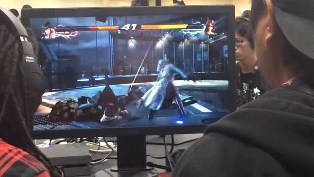 Evo 2017 TEKKEN 7: Linux (Kazumi) vs. Weapon X (Katarina) смотреть онлайн