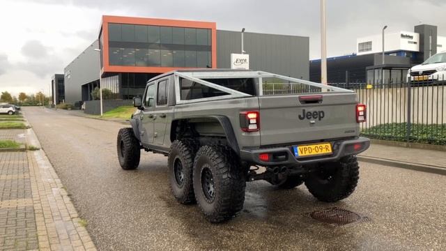 Jeep Wrangler 6x6 Soundbox
