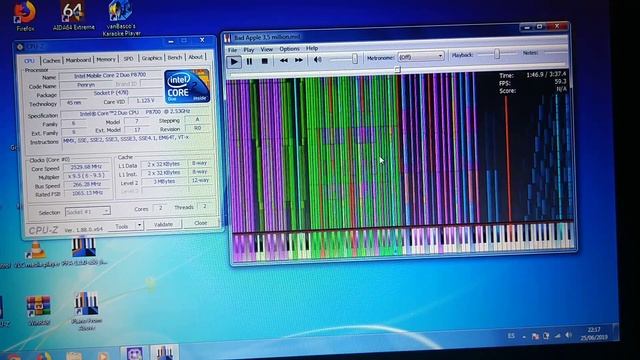 Core 2 Duo P8700 plays Bad Apple 3.5 Million смотреть онлайн