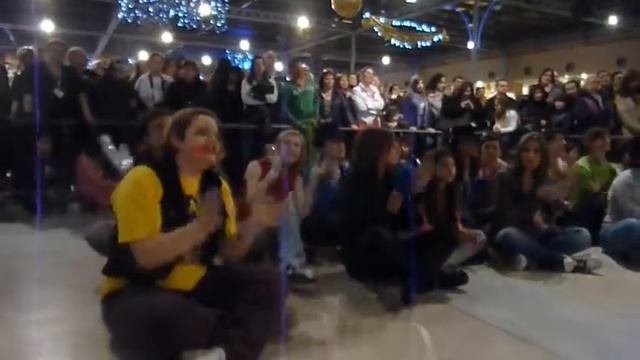 Black Fedora - Dancers singing Man In The Mirror смотреть онлайн