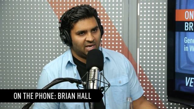 Microsoft's Brian Hall on the new Outlook.com смотреть онлайн