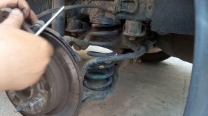 Замена тормозных колодок  на Hyundai Sonata