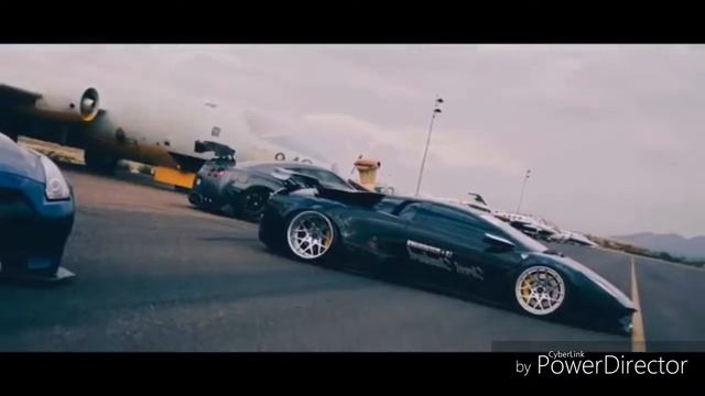 Liberty Walk Lamborghini and two GT- R'S смотреть онлайн