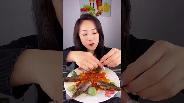 THÁNH ĂN TÔM SỐNG MUKBANG フードシェアリングブラックタイガーエビ 음식 공유 블랙 타이거 새우 Black Tiger Garnelen กินกุ้งดิบ #100 смотреть онлайн