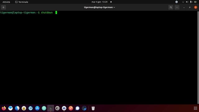 Programmare spegnimento PC tramite terminale Linux смотреть онлайн