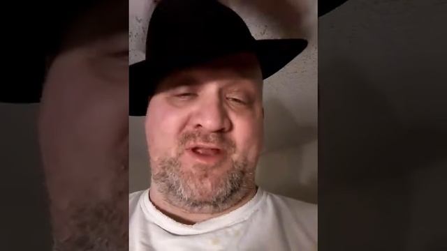 Black fedora face to face: thoughts on true beauty смотреть онлайн
