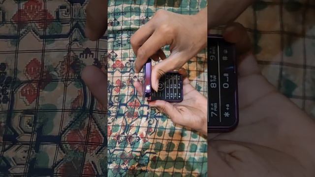 flip iPhone 15 Pro Max смотреть онлайн