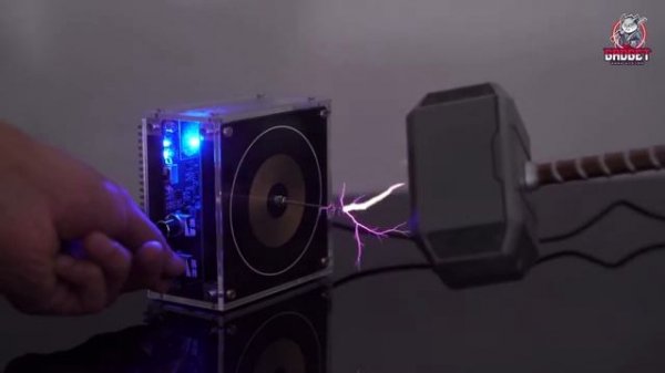 Tesla Coil Music Speaker