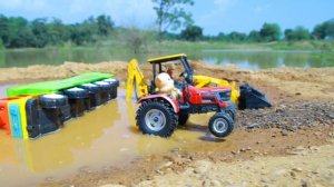 Спасаем грузовик, упавший в лужу