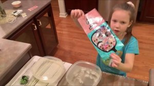 Я играю в куклы LOL, куклы ЛОЛ меняют цвет! LOL Surprise!