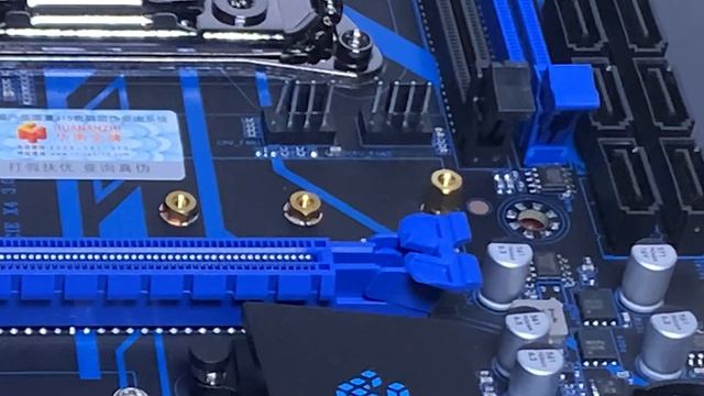 Huananzhi x99 QD4 - Vale a Pena? - Testamos e ai? | Primeiras Impressões! смотреть онлайн