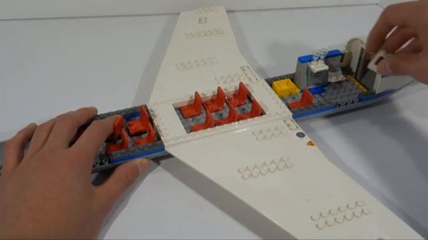 Lego City 7893 Passenger Plane  - Lego Speed Build