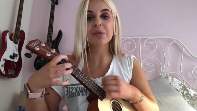 WHEN I'M CLEANING WINDOWS - GEORGE FORMBY COVER смотреть онлайн