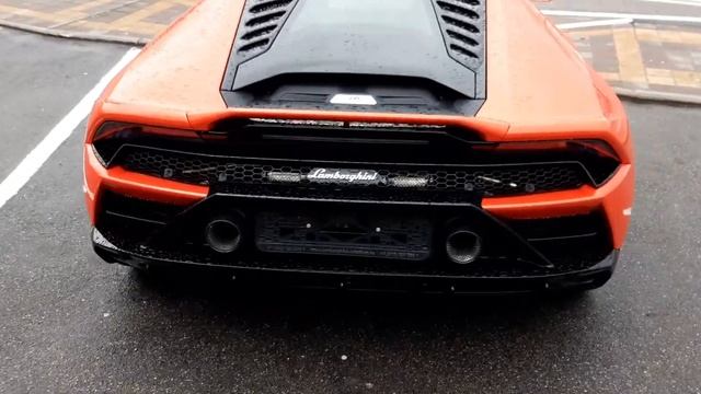 Ламборджини. Тачка - мечта. Ярко красная. смотреть онлайн