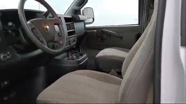 2017 Chevrolet Express Cargo Van RWD 2500 135 Willard Attica Plymouth New Pittsburgh New Washin смотреть онлайн