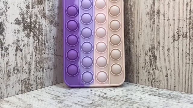 Антистресовий бульбашковий чохол Pop IT для IPhone 11 Pro Max смотреть онлайн
