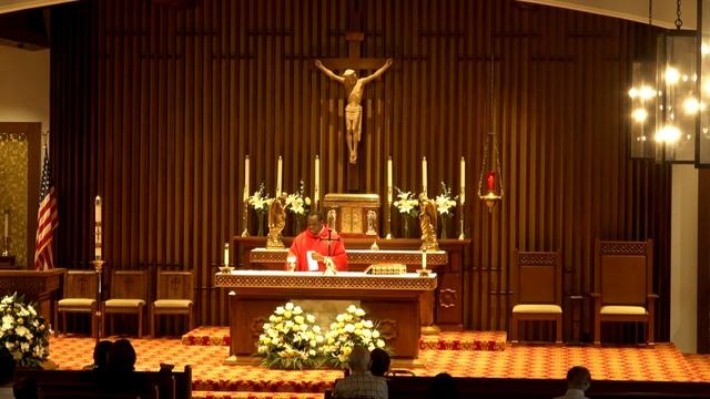 Daily Mass смотреть онлайн