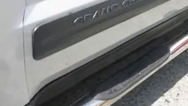 2005 JEEP GRAND CHEROKEE смотреть онлайн