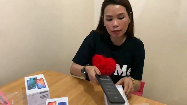 Xiaomi Redmi 9A Unboxing! смотреть онлайн
