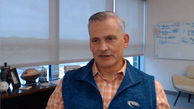 E29: Leading UFCU (University Federal Credit Union) as a EVP – Chris Turnley смотреть онлайн