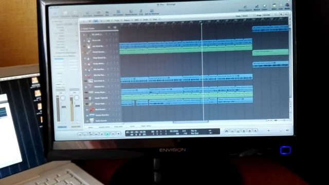 Logic Pro 9 (эскиз)