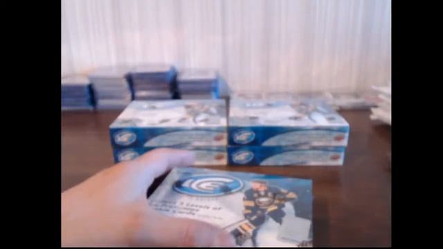 THE WAREHOUSE FAMILY GB #25 18-19 UPPER DECK ICE 10-BOX INNER CASE смотреть онлайн