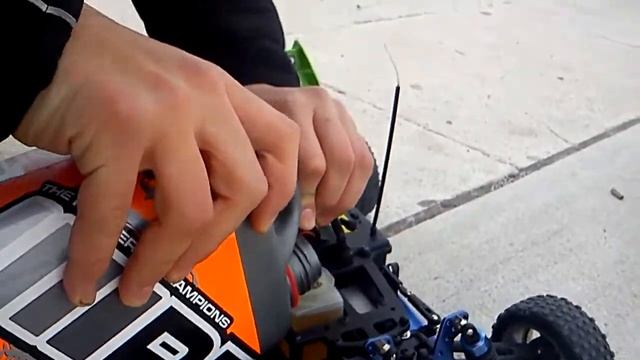 Exceed Forza .18 Nitro Buggy in action смотреть онлайн