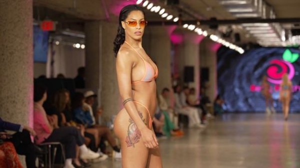 _ Купальники Berry Beachy. Неделя плавания в Лос-Анджелесе была БЕЗУМНОЙ!