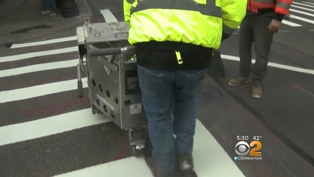 Block-The-Box Crackdown Underway In NYC смотреть онлайн