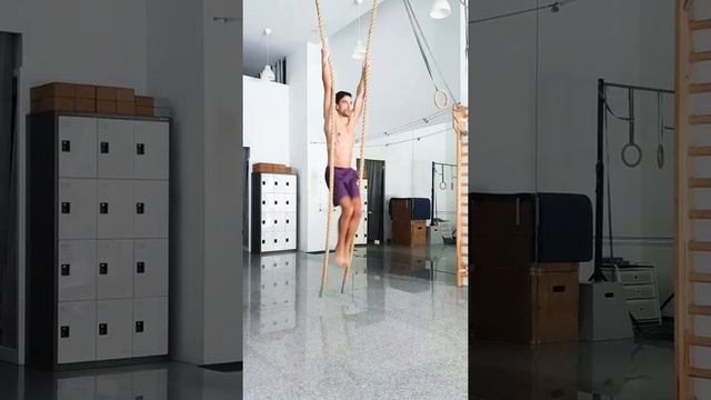 Rope Climbing CrossFit & Core #workoutmotivation #pullup #backworkout #bicepsworkout #climbers смотреть онлайн