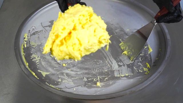 BANANA ICE CREAM ROLLS - SATISFYING FOOD ASMR смотреть онлайн