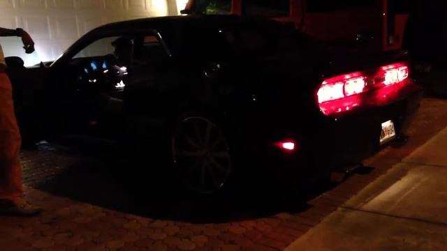 Dodge Challenger SRT 8 смотреть онлайн