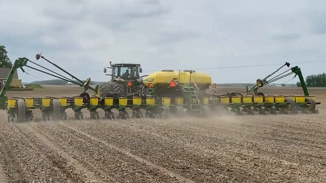 2017 JOHN DEERE 8295R For Sale смотреть онлайн