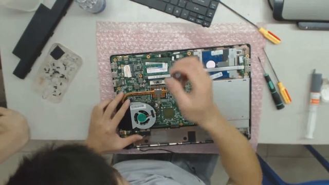 Tháo Laptop Acer 4738 смотреть онлайн