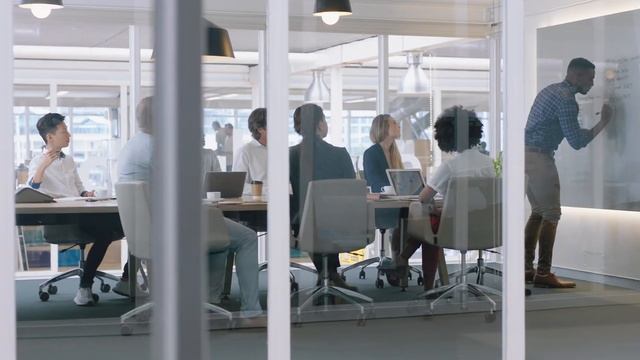 Customer Service Transformation: Connect in ways only digital can make possible | Cognizant смотреть онлайн