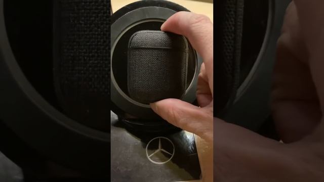 Apple AirPods 2nd Generation Wireless Charging Case - Charges Both Ways. Wired or Wireless ⚡️ смотреть онлайн