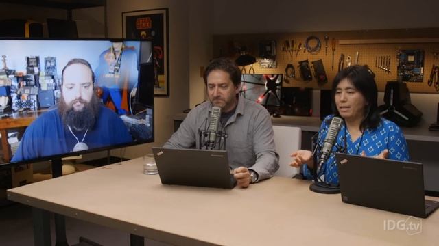 Part 2 of 4: Windows 10 Anniversary Edition смотреть онлайн