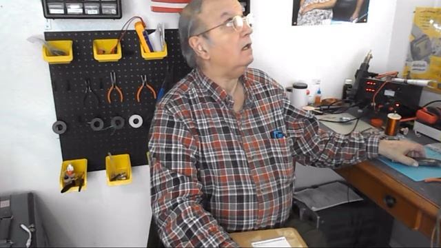 Part 3 test of Tesla coil and a Heath kit Digital Multi-meter kit смотреть онлайн