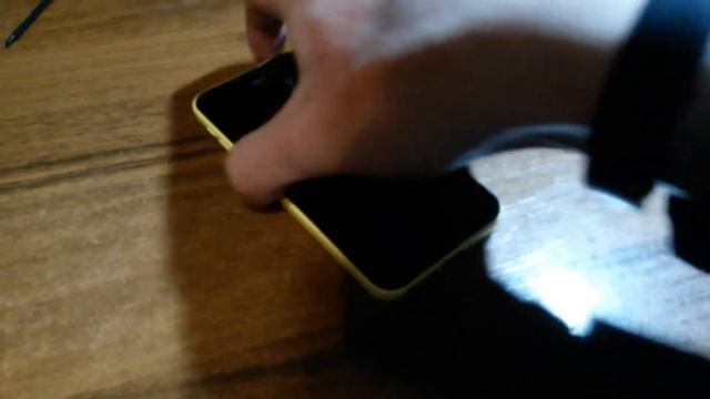 iPhone 5C: Заменил Дисплей С Подвохом) - ролик 2018 года смотреть онлайн