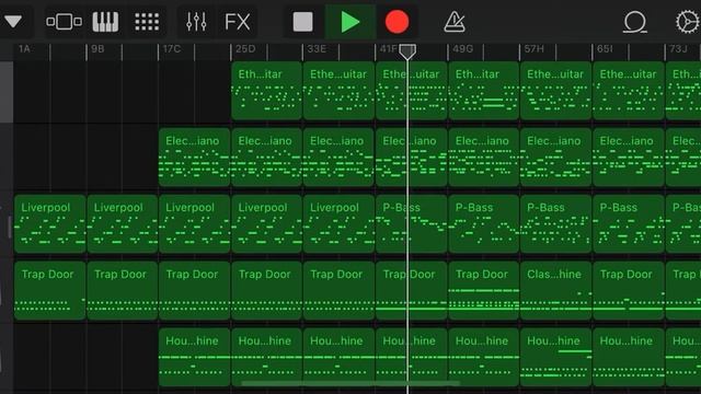 Messing around on GarageBand смотреть онлайн