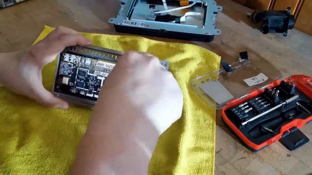 BUGS AUTORADIO ANDROID 2DIN, ENFIN LA SOLUTION (2/2) смотреть онлайн