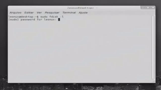 Use o Gparted para Criar, redimensionar ou excluir partições. смотреть онлайн