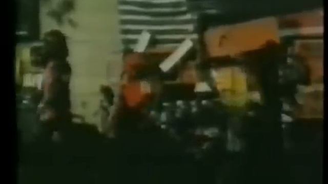 Black Uhuru - Live At Reggae Sunsplash,1980 (01 - Guess Who's Coming Dinner) смотреть онлайн