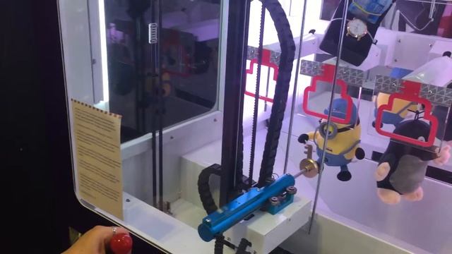 ИГРАЕМ В АВТОМАТЫ ВЫИГРЫВАЕМ АЙФОН 11 ПРО смотреть онлайн