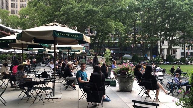 iPhone 8 footage 4K 30fps | Manhattan • New York • Bryant Park | June 14th 2023 смотреть онлайн