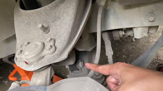DIY Installation: Replacing shock absorber (torsion bar suspension system) | How hard is it? смотреть онлайн