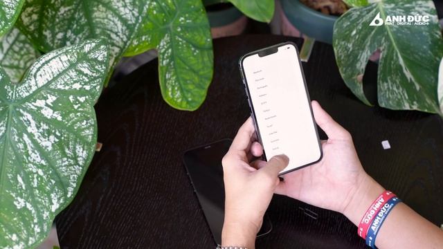 iPhone 13 Pro Max vs iPhone 12 Pro max | Quay phim đỉnh, Dung lượng 1TB, Màu mới lạ. смотреть онлайн