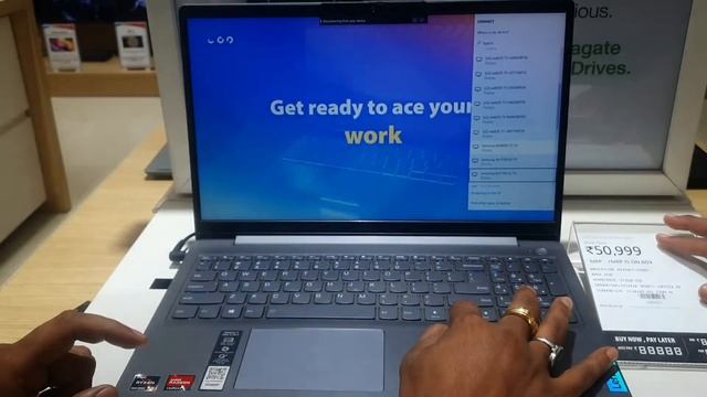 How do I display my laptop on my TV screen? Can I connect my laptop to my TV wirelessly? смотреть онлайн