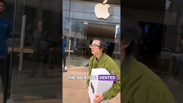 The Evil Apple Vision Pro Guy 😳 смотреть онлайн